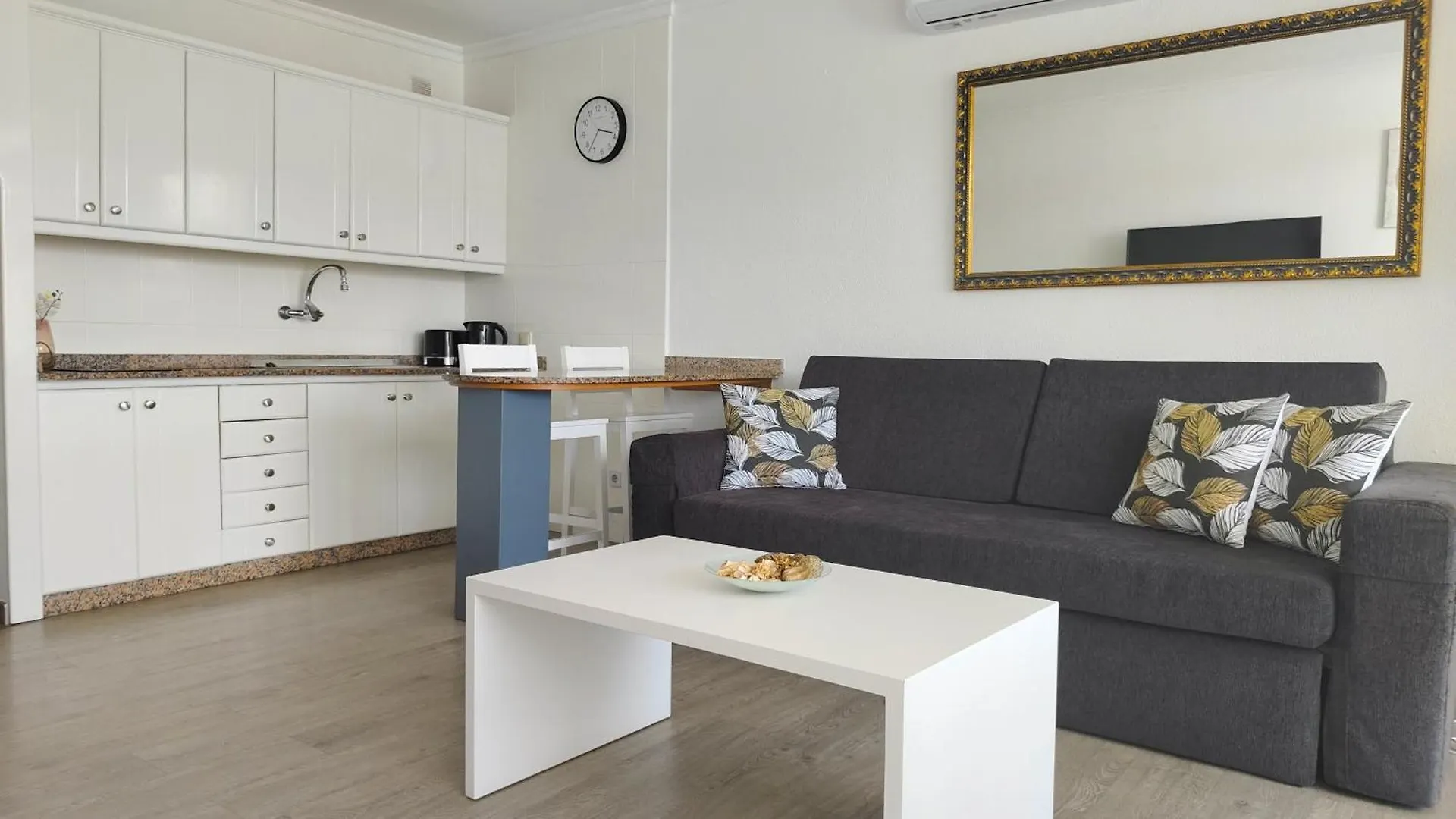 Cozy Apartment Yumbo Center Maspalomas  0*, Maspalomas (Gran Canaria)